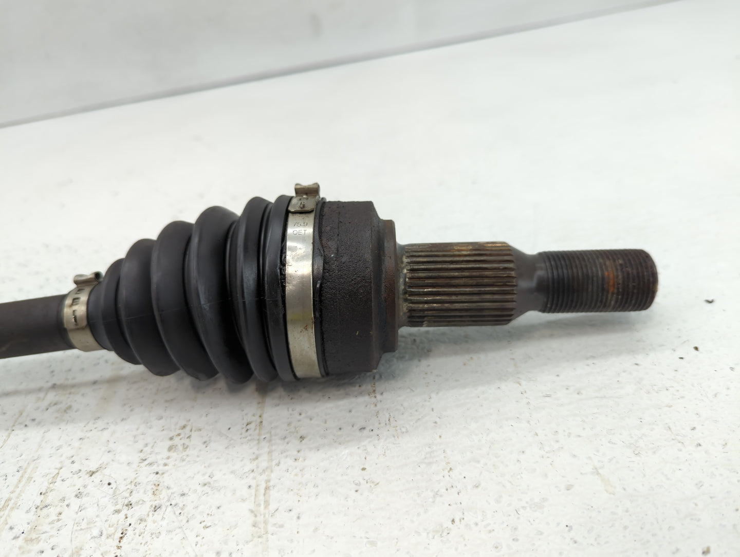 2012-2017 Gmc Acadia Axle Shaft Front Driver Cv C/v - Oemusedautoparts1.com