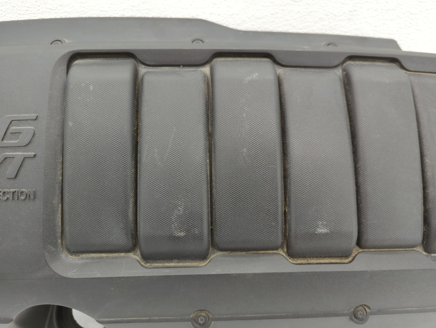 2016 Gmc Acadia Engine Cover - Oemusedautoparts1.com