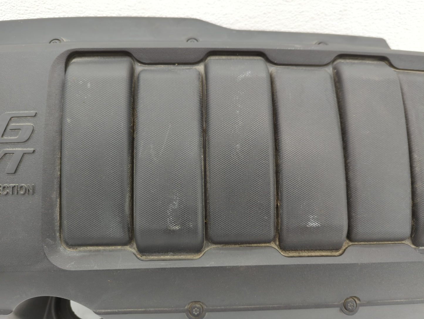 2016 Gmc Acadia Engine Cover - Oemusedautoparts1.com