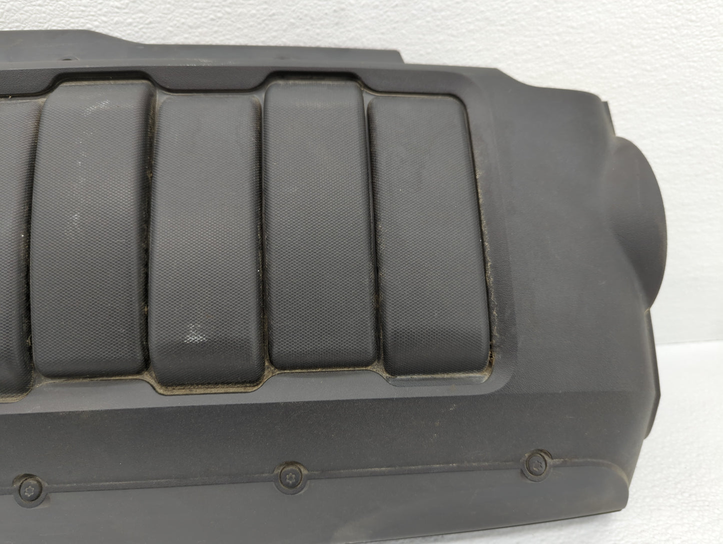 2016 Gmc Acadia Engine Cover - Oemusedautoparts1.com