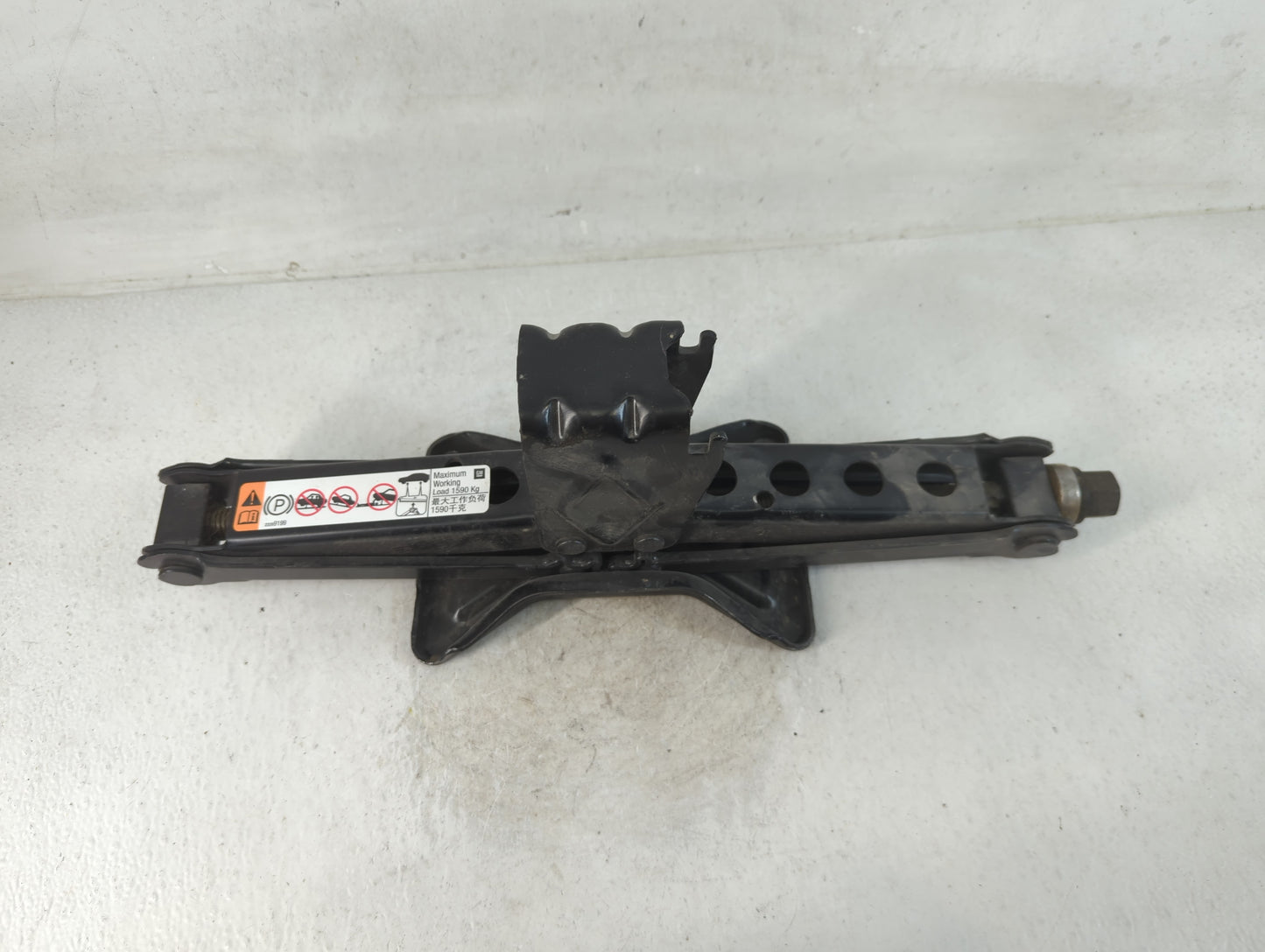 2016 Gmc Acadia Spare Scissor Car Jack - Oemusedautoparts1.com