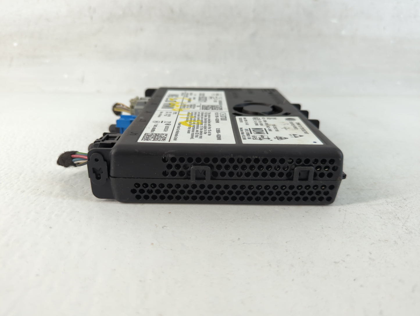 Gmc Canyon Bluetooth Phone Communication Control Module Ccm Oem 23229331 - Oemusedautoparts1.com