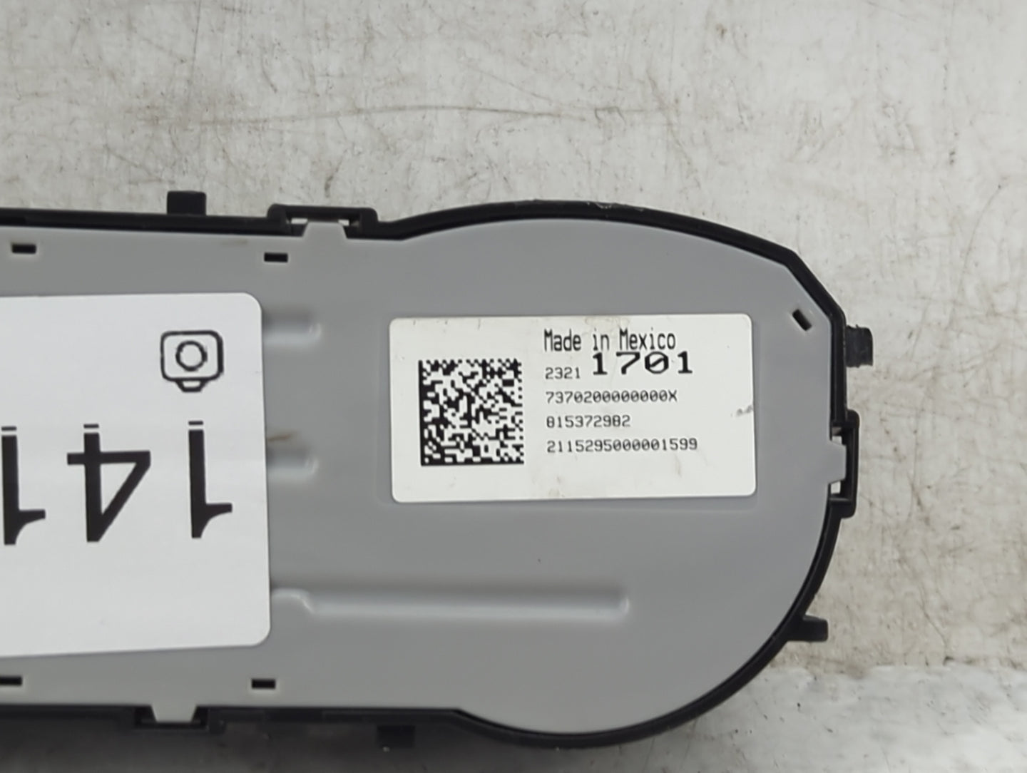2016 Gmc Canyon Climate Control Module Temperature AC/Heater Replacement P/N:23211701 Fits OEM Used Auto Parts - Oemusedauto