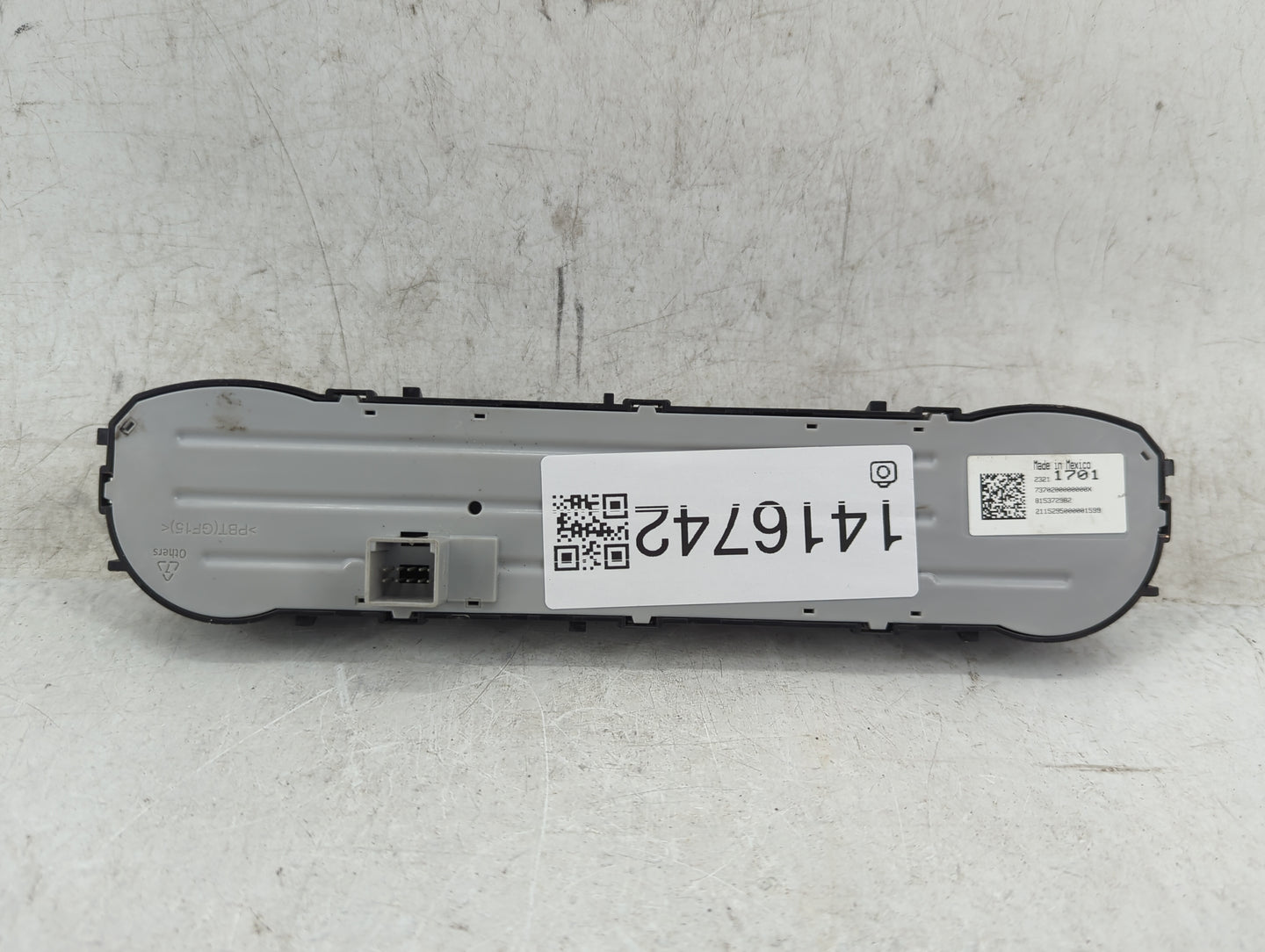 2016 Gmc Canyon Climate Control Module Temperature AC/Heater Replacement P/N:23211701 Fits OEM Used Auto Parts - Oemusedauto