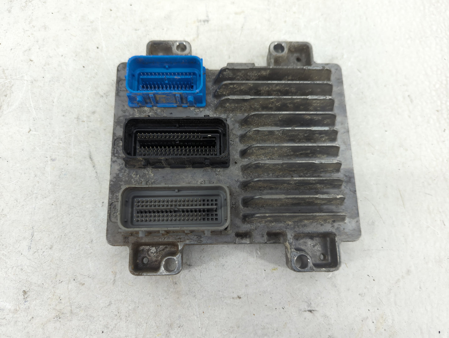 2016 Gmc Savana 1500 PCM Engine Control Computer ECU ECM PCU OEM P/N:12669749 Fits Fits 2011 2012 2013 2014 2015 OEM Used Au