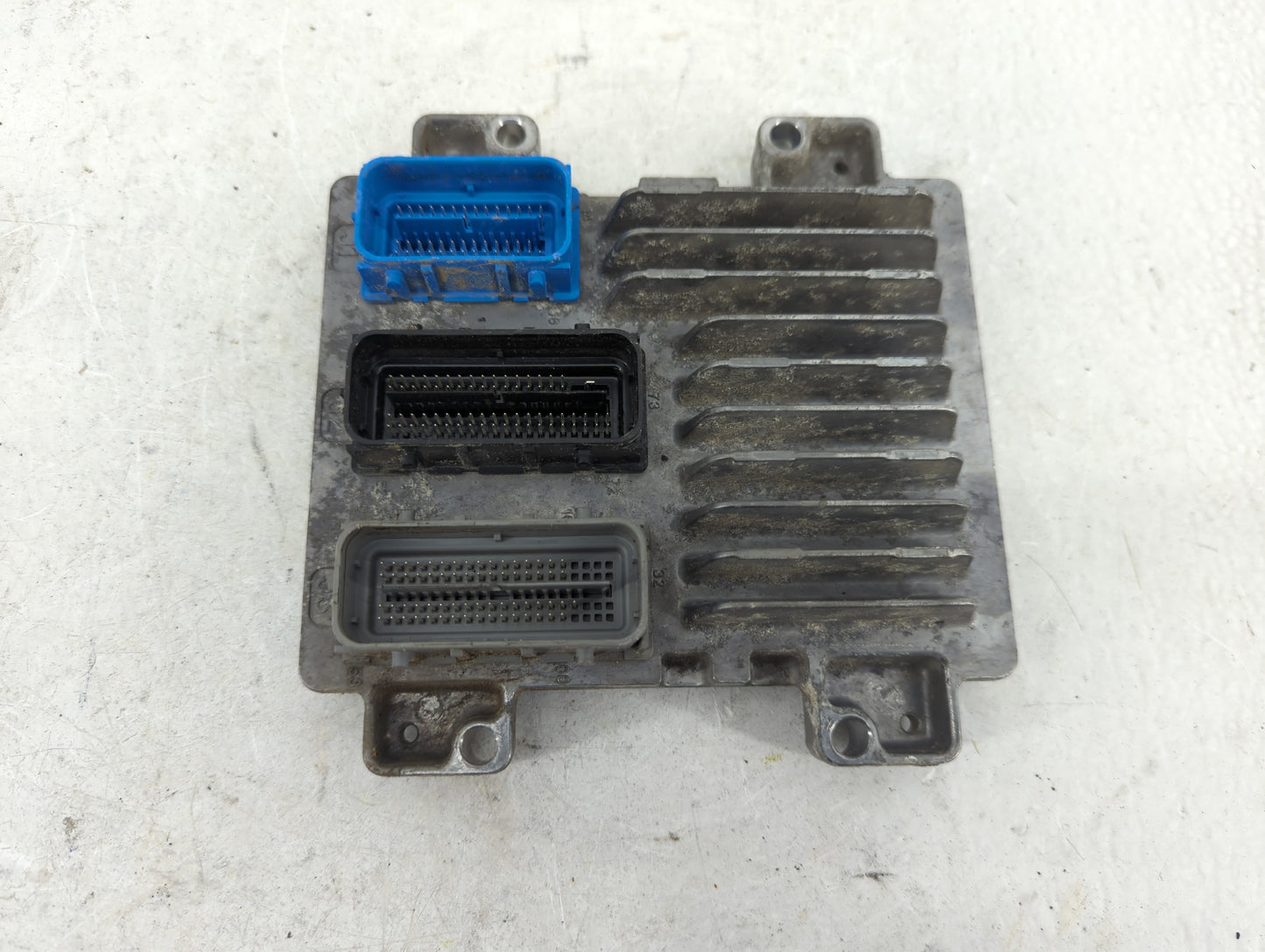 2016 Gmc Savana 1500 PCM Engine Control Computer ECU ECM PCU OEM P/N:12669749 Fits Fits 2011 2012 2013 2014 2015 OEM Used Au