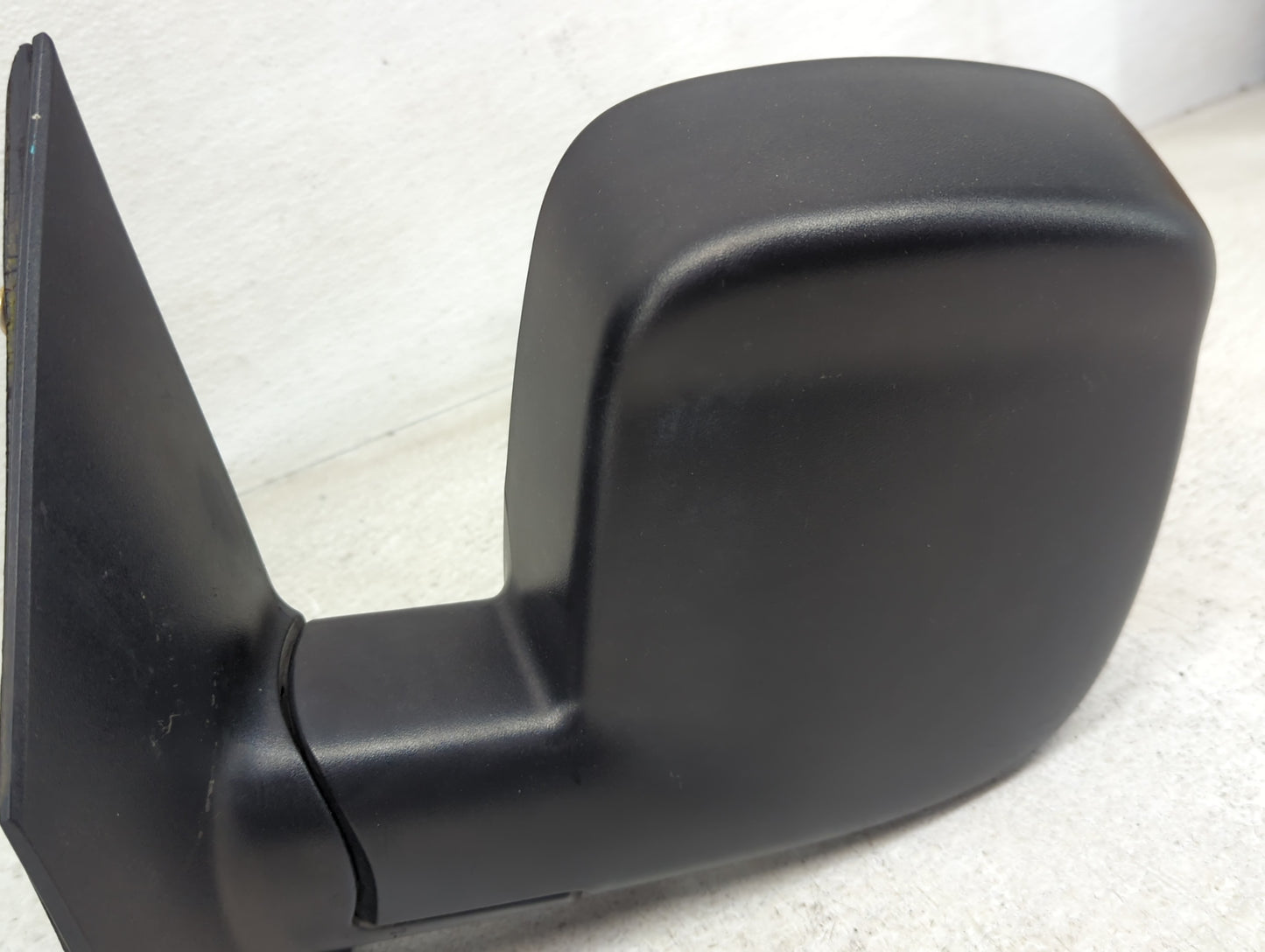 2008-2019 Gmc Savana 2500 Driver Left Side View Manual Door Mirror Black - Oemusedautoparts1.com