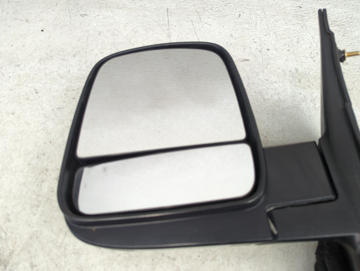 2008-2019 Gmc Savana 2500 Driver Left Side View Manual Door Mirror Black - Oemusedautoparts1.com