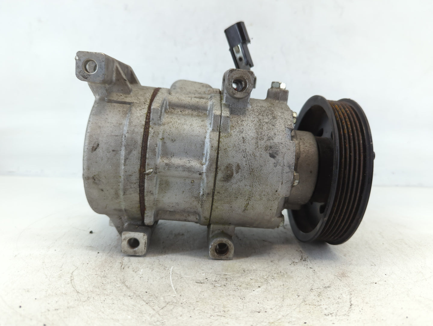 2010-2016 Gmc Savana 2500 Air Conditioning A/c Ac Compressor Oem - Oemusedautoparts1.com