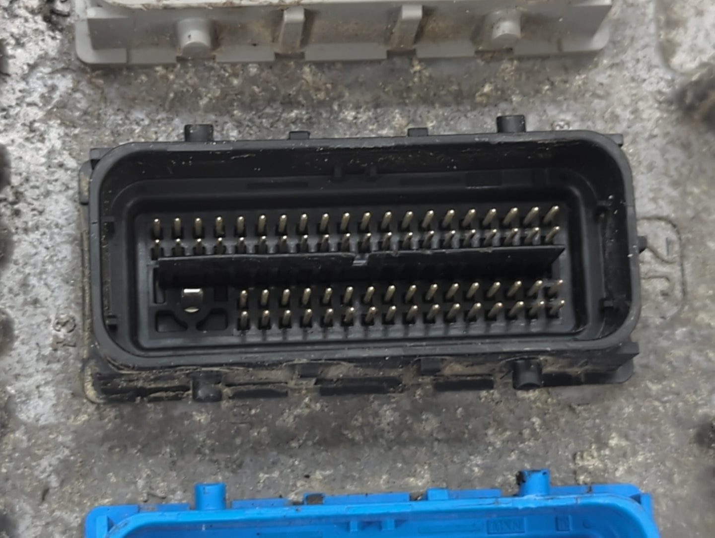 2016 Gmc Sier15 PCM Engine Control Computer ECU ECM PCU OEM P/N:12673228 12672537 Fits OEM Used Auto Parts - Oemusedautopart