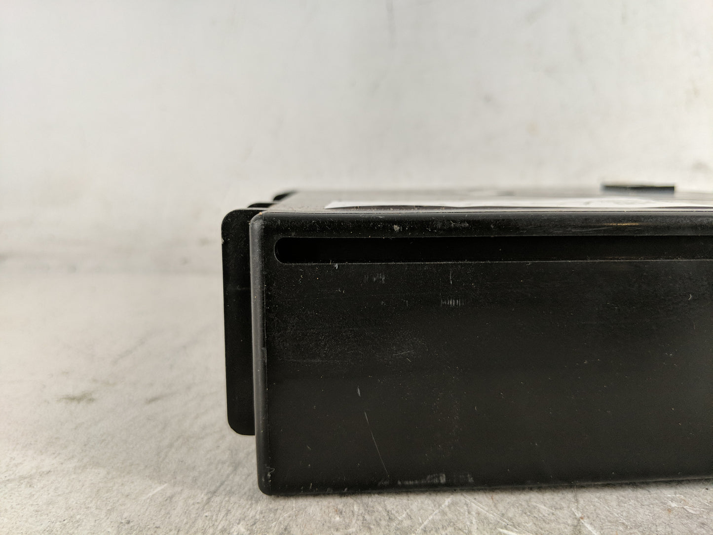 2016 Gmc Sierra 1500 Radio AM FM Cd Player Receiver Replacement P/N:13506380 Fits Fits 2017 OEM Used Auto Parts - Oemusedaut