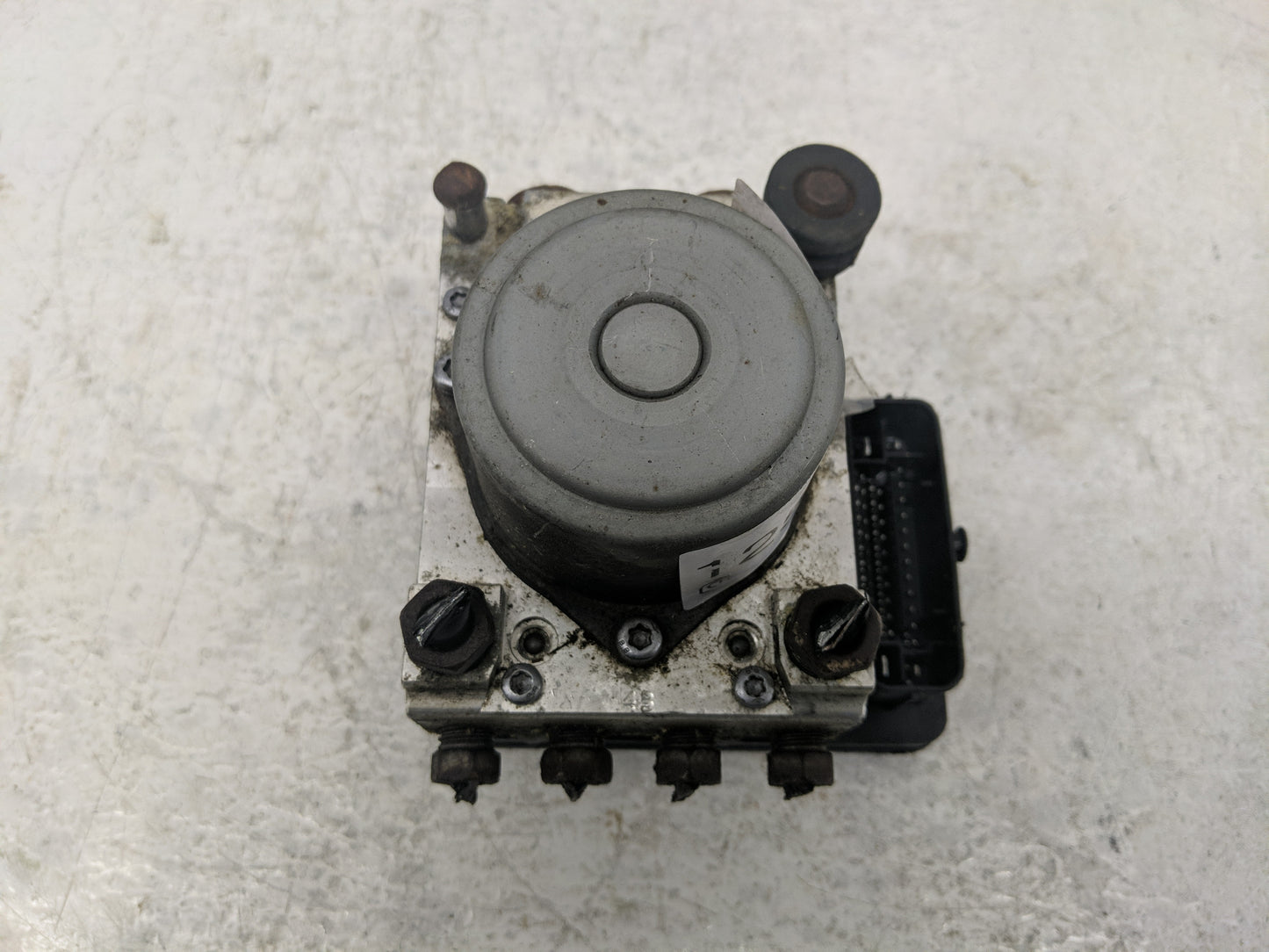 2016 Gmc Sierra 1500 ABS Pump Control Module Replacement P/N:122505659 23388971 Fits Fits 2017 2018 OEM Used Auto Parts - Oe