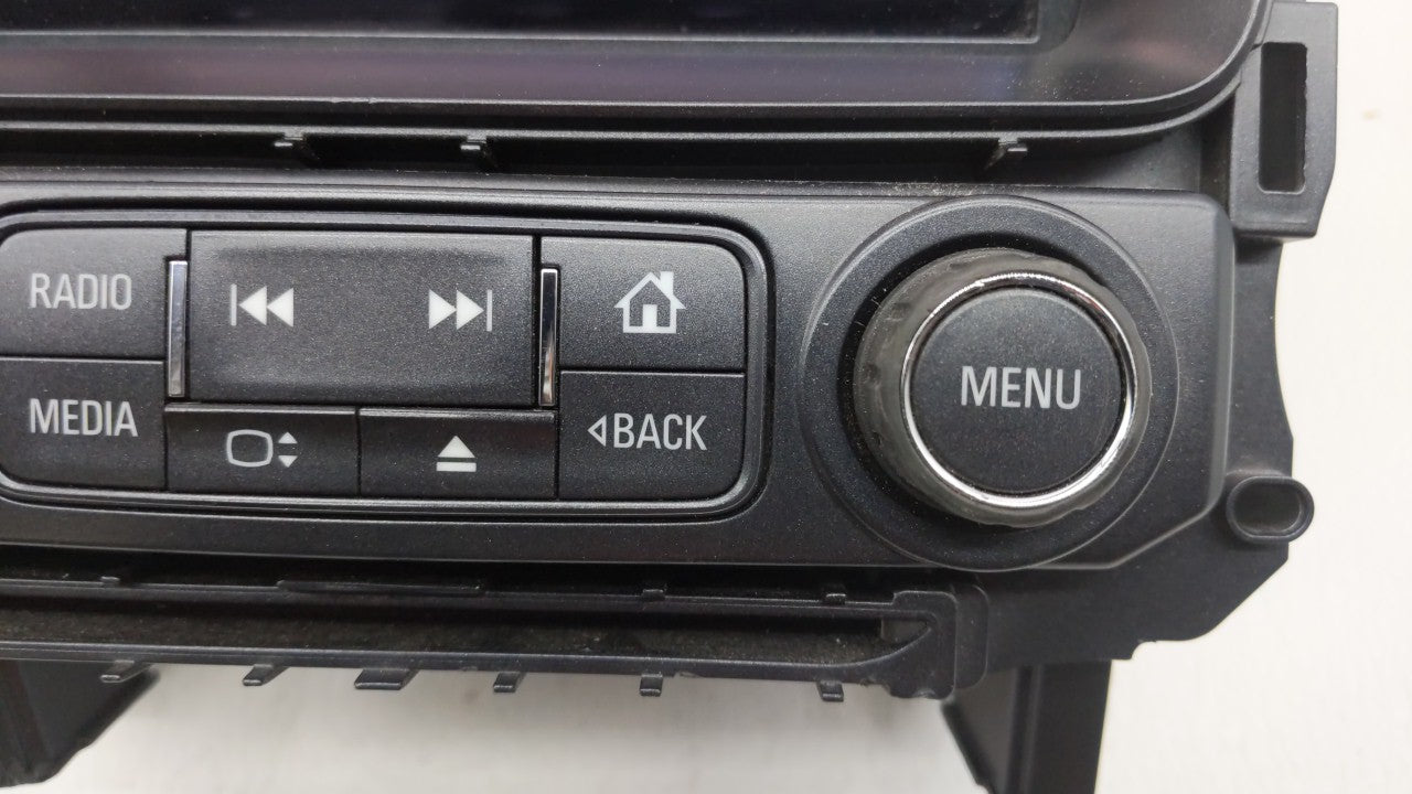 2016-2016 Gmc Sierra 1500 Am Fm Cd Player Radio Receiver - Oemusedautoparts1.com