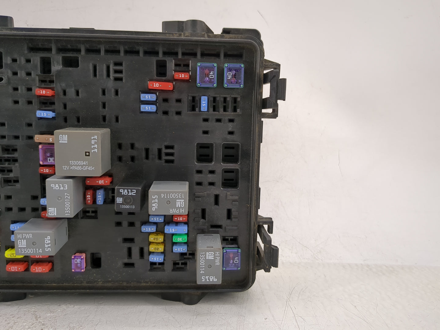 2016 Gmc Sierra 1500 Fusebox Fuse Box Panel Relay Module P/N:23285566 Fits Fits 2017 OEM Used Auto Parts - Oemusedautoparts1