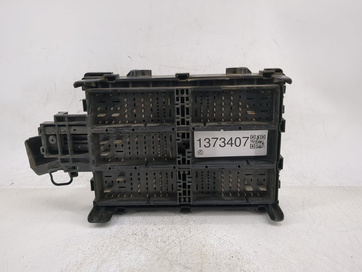 2016 Gmc Sierra 1500 Fusebox Fuse Box Panel Relay Module P/N:23285566 Fits Fits 2017 OEM Used Auto Parts - Oemusedautoparts1