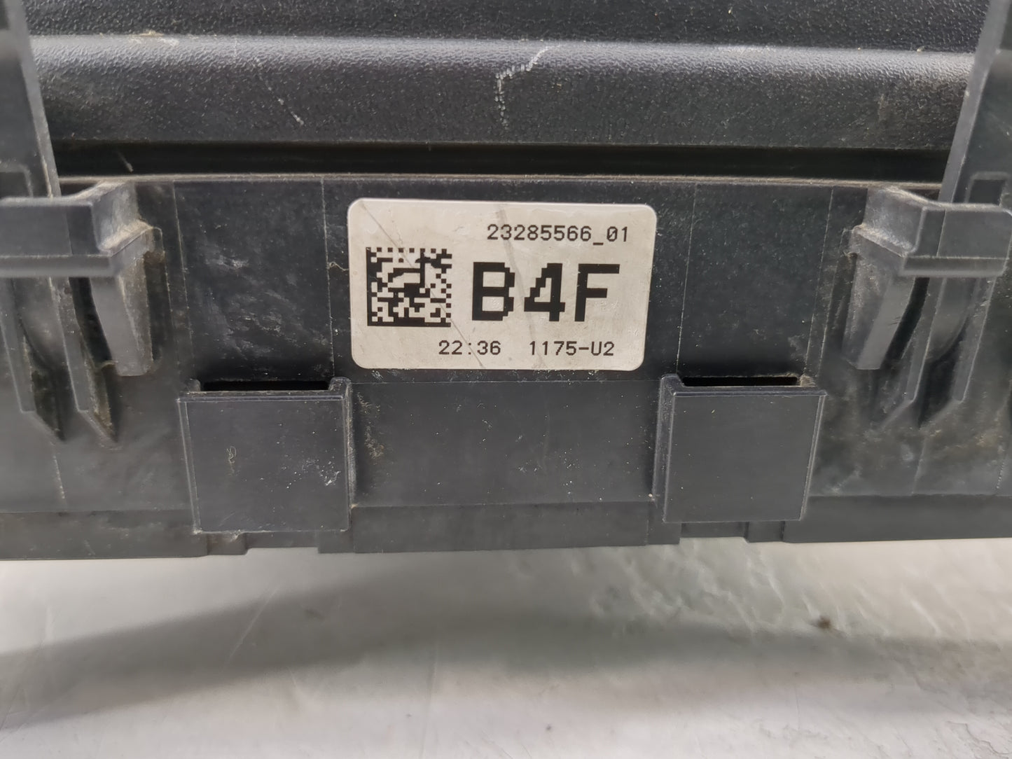 2016 Gmc Sierra 1500 Fusebox Fuse Box Panel Relay Module P/N:23285566 Fits Fits 2017 OEM Used Auto Parts - Oemusedautoparts1