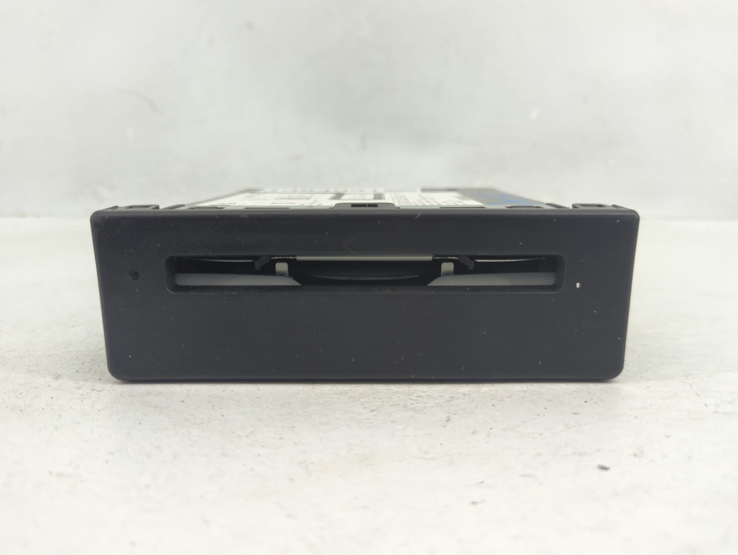 2015-2019 Gmc Sierra 1500 Radio AM FM Cd Player Receiver Replacement P/N:84016435 Fits Fits 2015 2016 2017 2018 2019 2020 OE