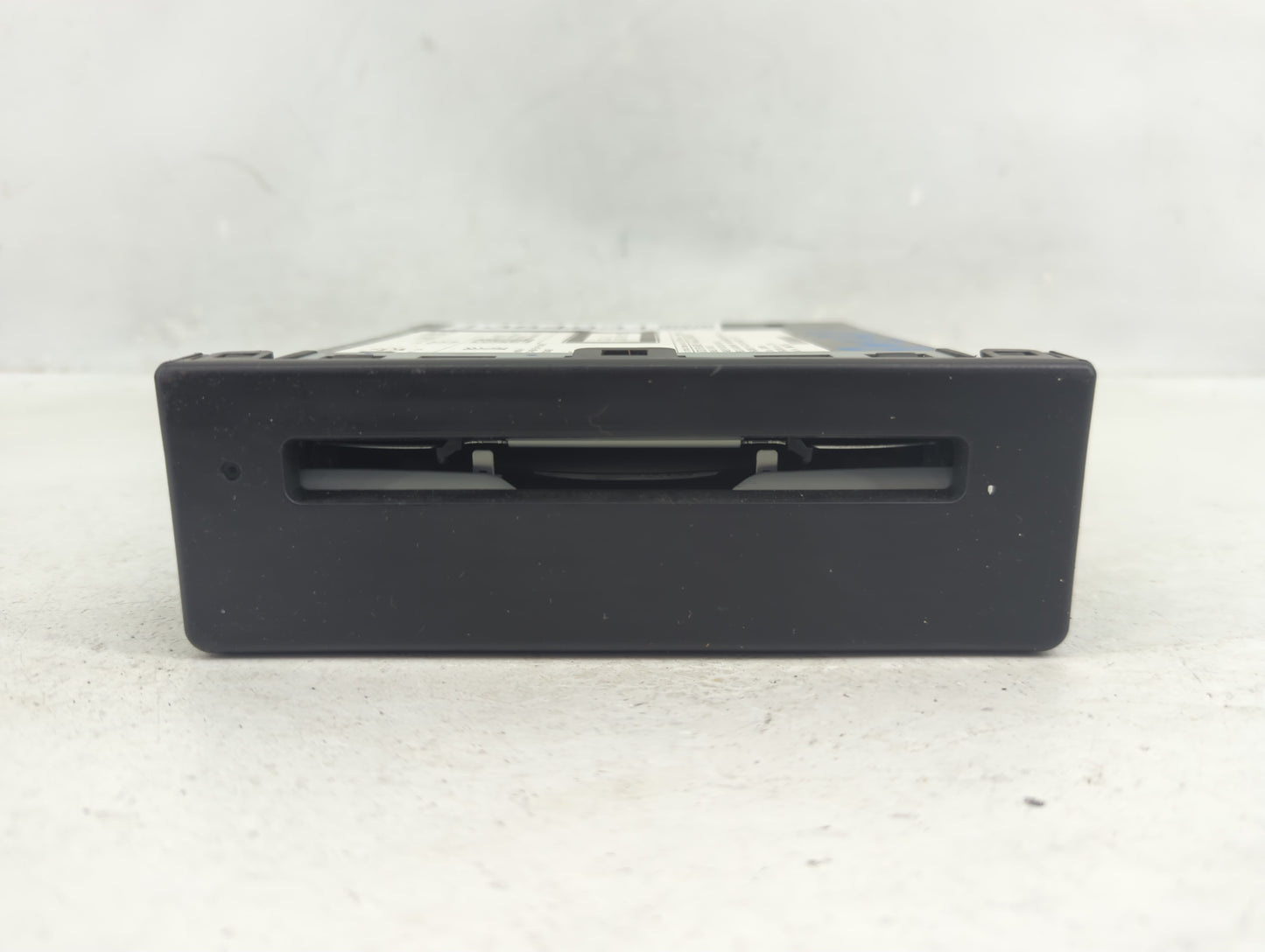 2015-2019 Gmc Sierra 1500 Radio AM FM Cd Player Receiver Replacement P/N:84016435 Fits Fits 2015 2016 2017 2018 2019 2020 OE