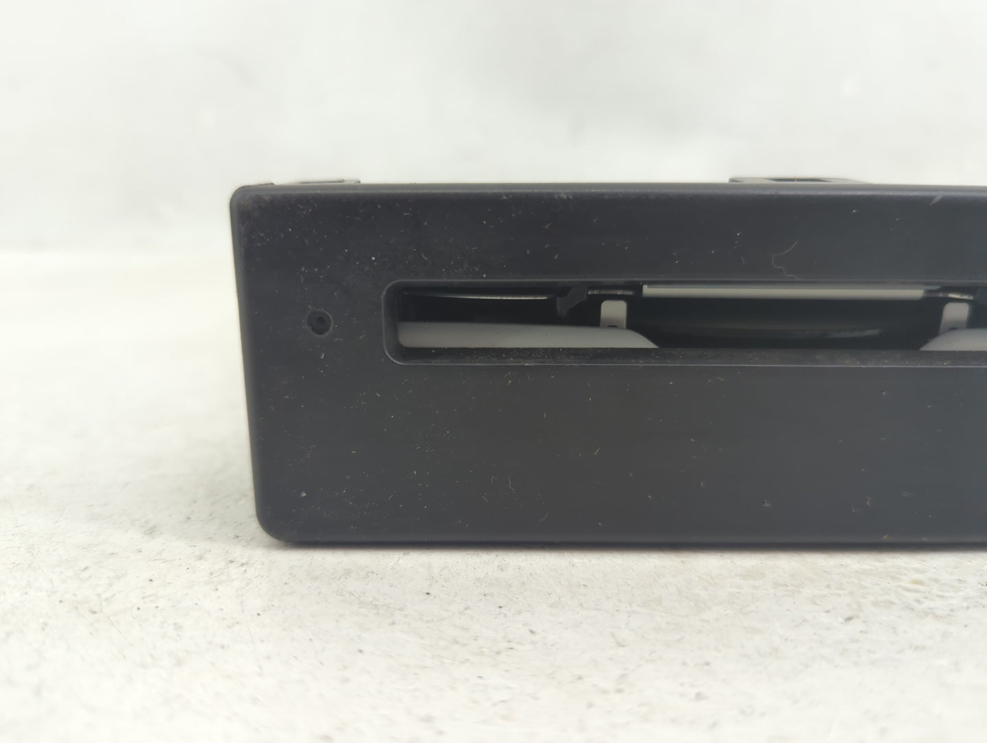 2015-2019 Gmc Sierra 1500 Radio AM FM Cd Player Receiver Replacement P/N:84016435 Fits Fits 2015 2016 2017 2018 2019 2020 OE