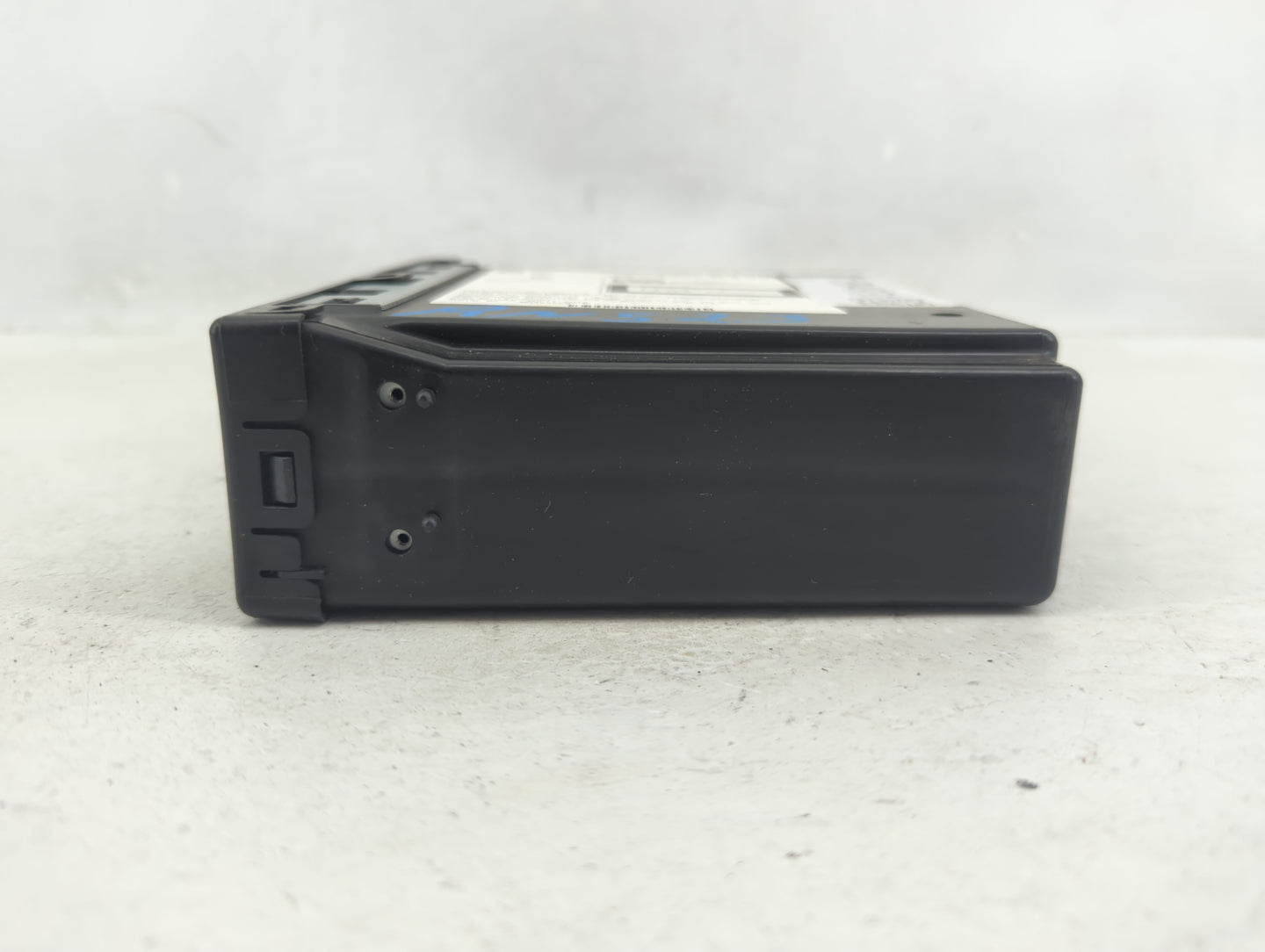 2015-2019 Gmc Sierra 1500 Radio AM FM Cd Player Receiver Replacement P/N:84016435 Fits Fits 2015 2016 2017 2018 2019 2020 OE
