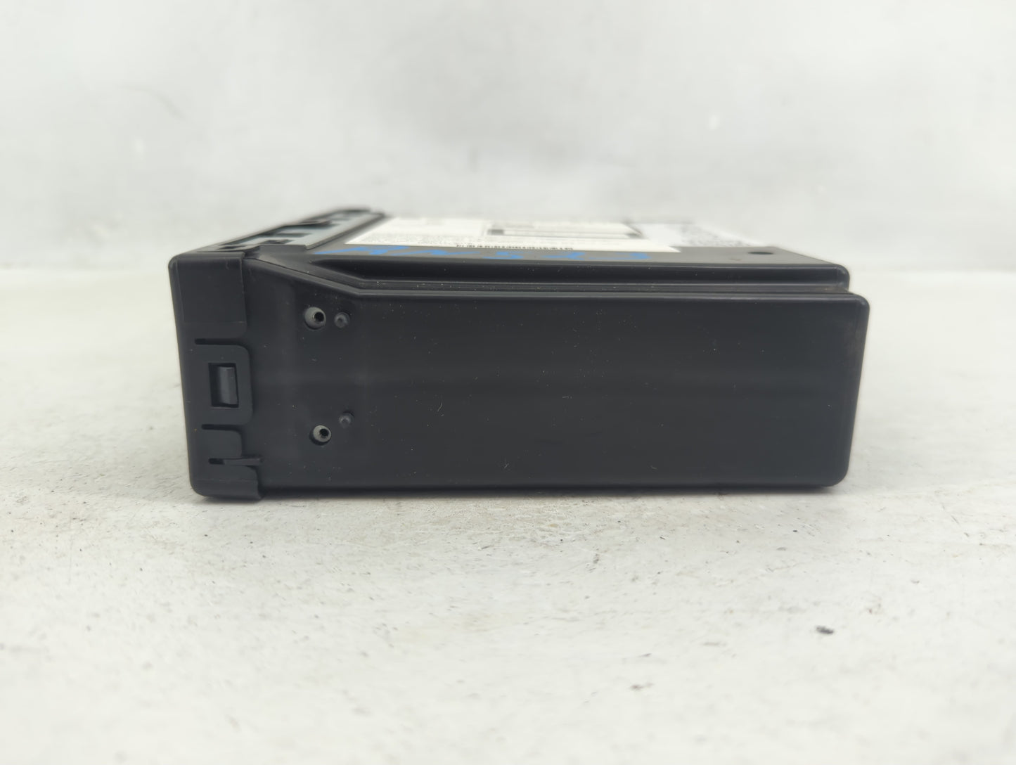 2015-2019 Gmc Sierra 1500 Radio AM FM Cd Player Receiver Replacement P/N:84016435 Fits Fits 2015 2016 2017 2018 2019 2020 OE
