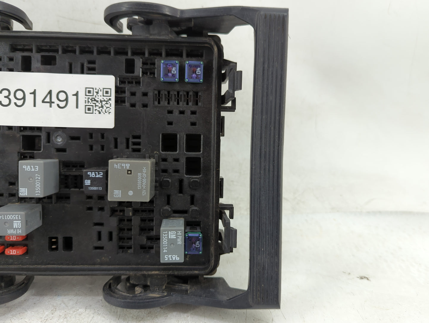 2016 Gmc Sierra 1500 Fusebox Fuse Box Panel Relay Module P/N:23285566 Fits Fits 2017 OEM Used Auto Parts - Oemusedautoparts1