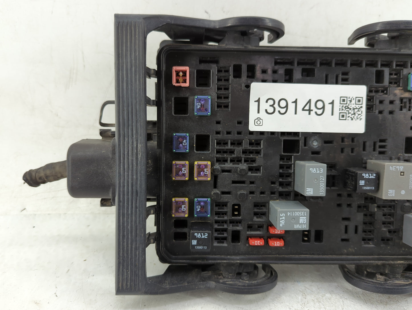 2016 Gmc Sierra 1500 Fusebox Fuse Box Panel Relay Module P/N:23285566 Fits Fits 2017 OEM Used Auto Parts - Oemusedautoparts1