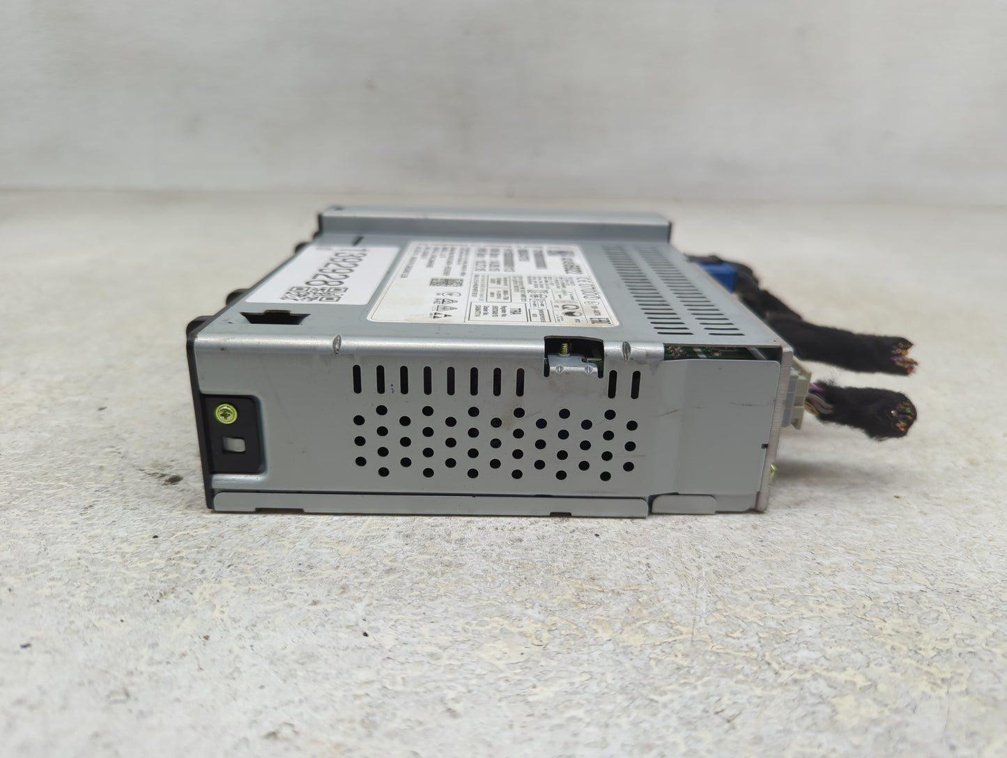 2016 Gmc Sierra 1500 Radio AM FM Cd Player Receiver Replacement P/N:555343750 42456922 Fits OEM Used Auto Parts - Oemusedaut