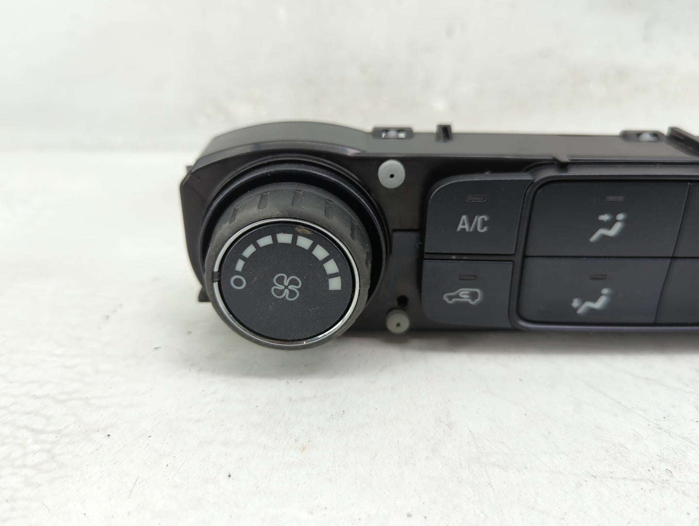 2014-2016 Gmc Sierra 1500 Climate Control Module Temperature AC/Heater Replacement P/N:815372982 23486622 Fits Fits 2014 201