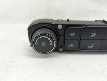 2014-2016 Gmc Sierra 1500 Climate Control Module Temperature AC/Heater Replacement P/N:815372982 23486622 Fits Fits 2014 2015 2016 OEM Used Auto Parts