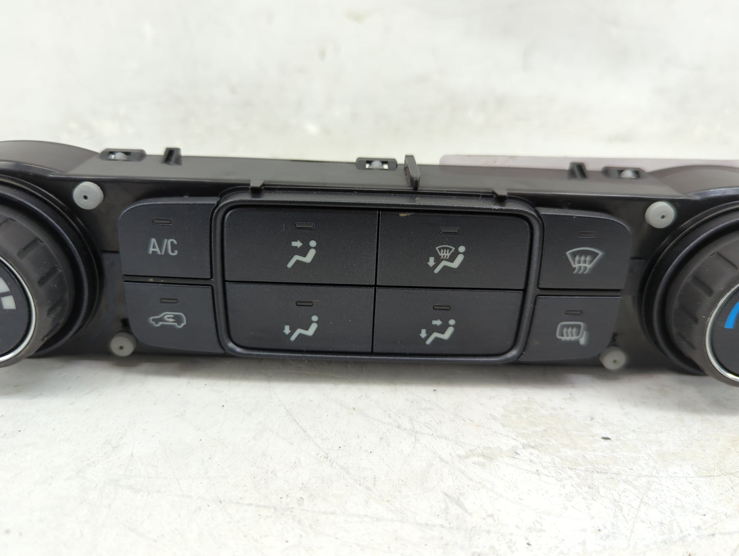 2014-2016 Gmc Sierra 1500 Climate Control Module Temperature AC/Heater Replacement P/N:815372982 23486622 Fits Fits 2014 201