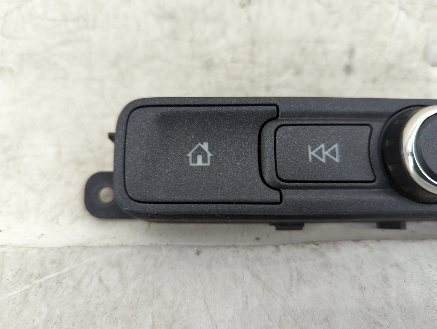 2016-2016 Gmc Sierra 1500 Radio Control Panel - Oemusedautoparts1.com