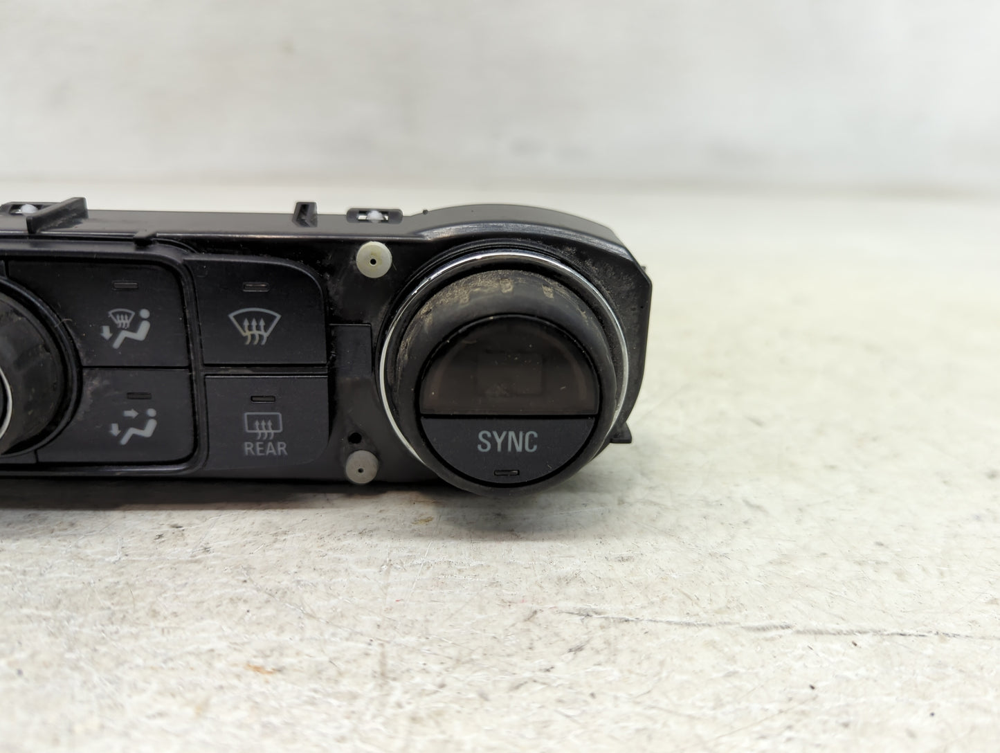 2014-2016 Gmc Sierra 1500 Climate Control Module Temperature AC/Heater Replacement P/N:815372982 23486616 Fits Fits 2014 201