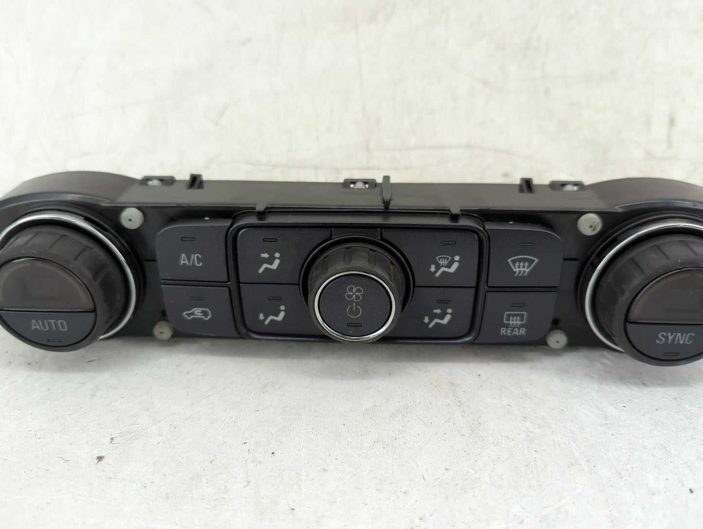 2014-2016 Gmc Sierra 1500 Climate Control Module Temperature AC/Heater Replacement P/N:23486616 815372982 Fits Fits 2014 201