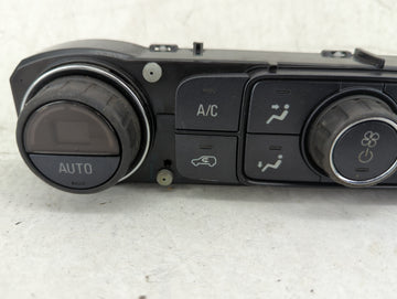 2014-2016 Gmc Sierra 1500 Climate Control Module Temperature AC/Heater Replacement P/N:23486616 815372982 Fits Fits 2014 2015 2016 OEM Used Auto Parts