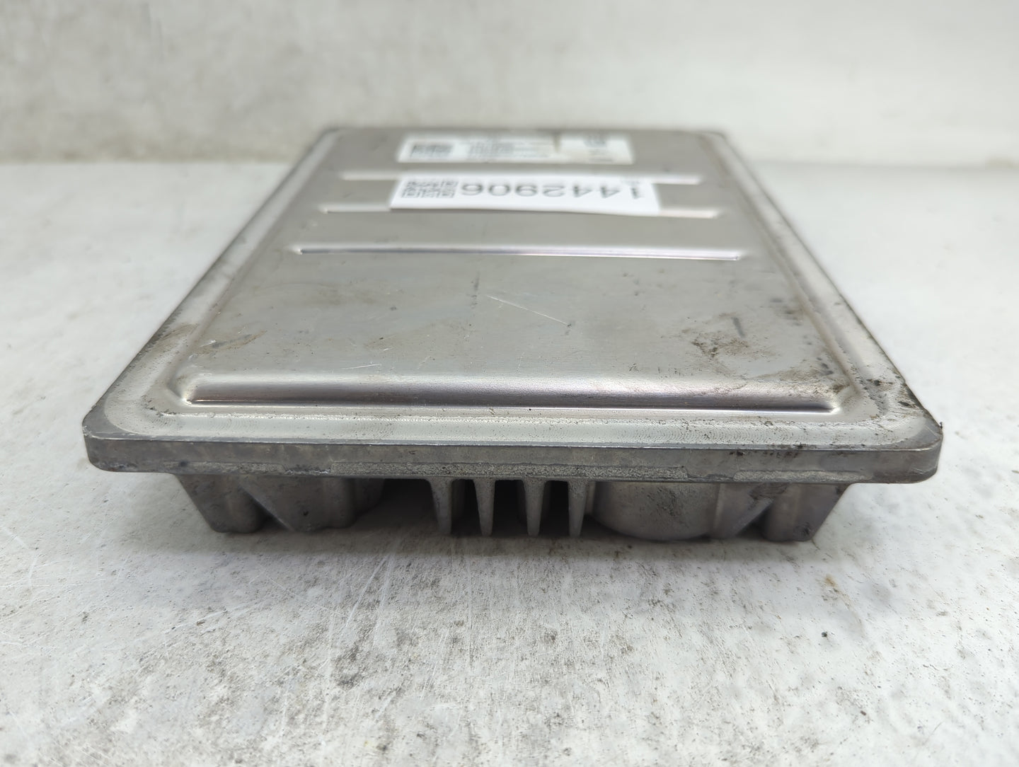 2014-2016 Gmc Sierra 1500 PCM Engine Control Computer ECU ECM PCU OEM P/N:12672965 12672537 Fits Fits 2014 2015 2016 OEM Use