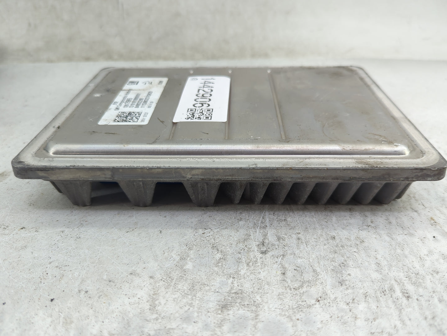 2014-2016 Gmc Sierra 1500 PCM Engine Control Computer ECU ECM PCU OEM P/N:12672965 12672537 Fits Fits 2014 2015 2016 OEM Use