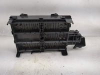 2016 Gmc Sierra 1500 Fusebox Fuse Box Panel Relay Module P/N:84075773_01 Fits Fits 2017 OEM Used Auto Parts - Oemusedautopar