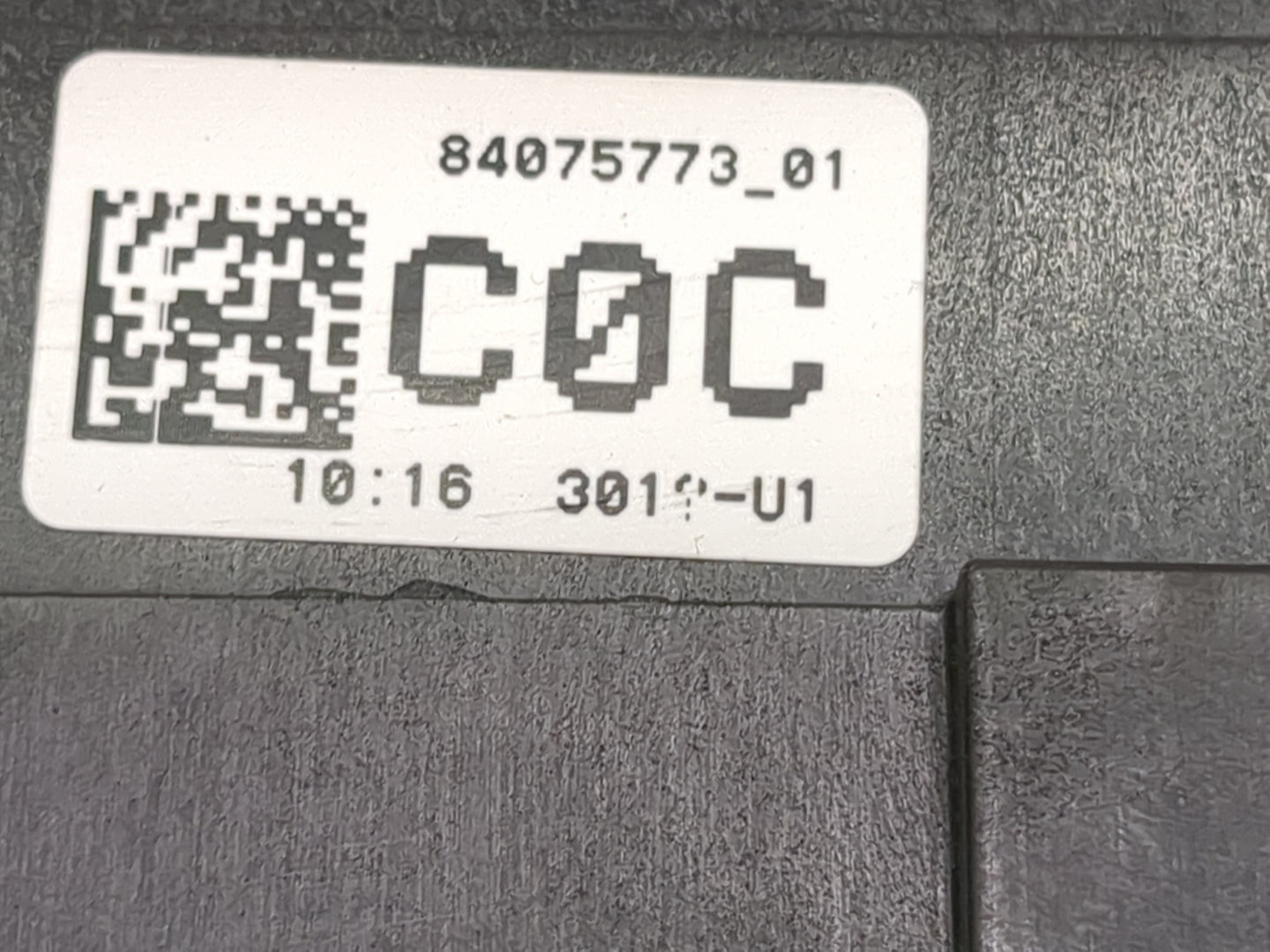 2016 Gmc Sierra 1500 Fusebox Fuse Box Panel Relay Module P/N:84075773_01 Fits Fits 2017 OEM Used Auto Parts - Oemusedautopar