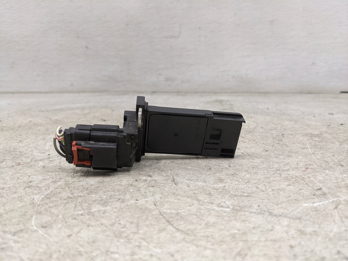 2014-2019 Gmc Sierra 1500 Mass Air Flow Meter Maf 1485733 - Oemusedautoparts1.com