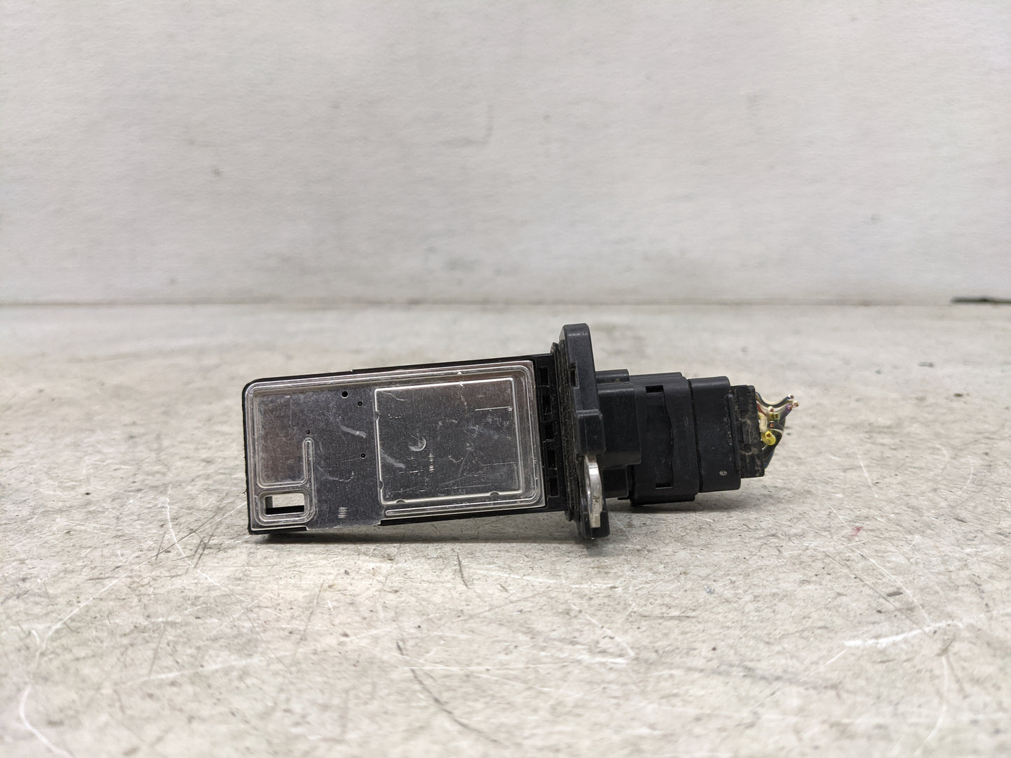 2014-2019 Gmc Sierra 1500 Mass Air Flow Meter Maf 1485733 - Oemusedautoparts1.com