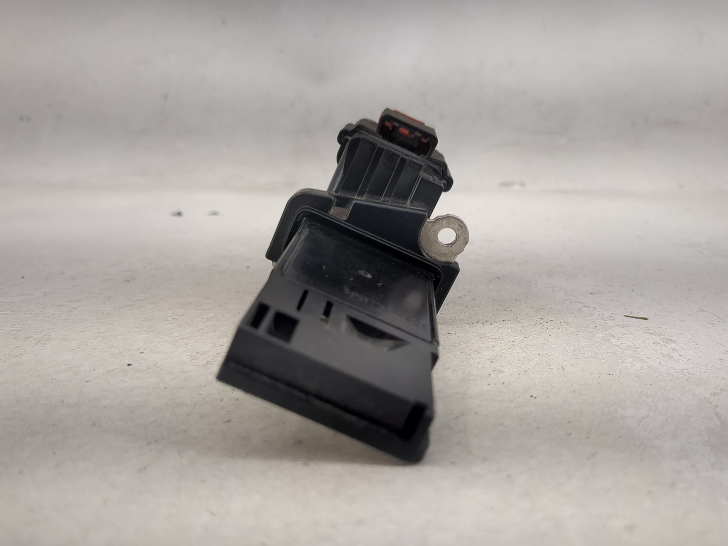 2014-2019 Gmc Sierra 1500 Mass Air Flow Meter Maf 1486168 - Oemusedautoparts1.com