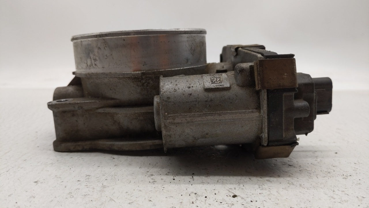 2014-2018 Gmc Sierra 1500 Throttle Body P/N:12678224 12617792 Fits Fits 2014 2015 2016 2017 2018 2019 OEM Used Auto Parts - 
