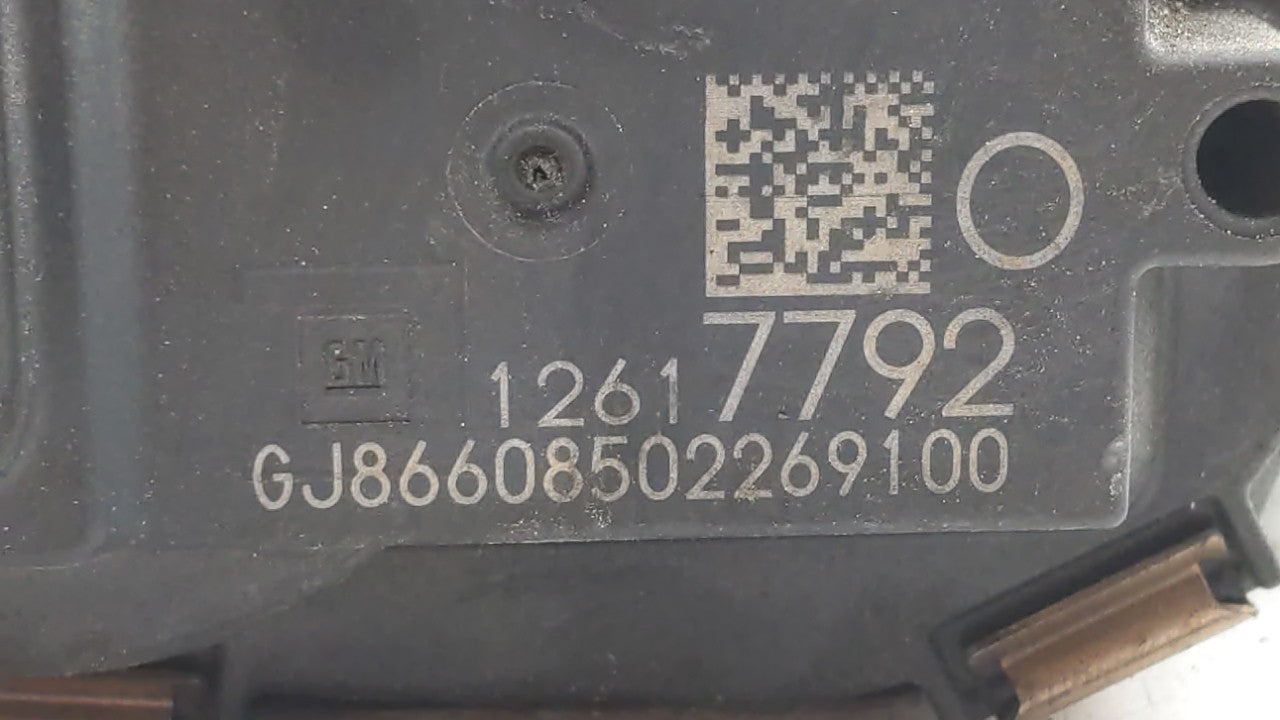 2014-2018 Gmc Sierra 1500 Throttle Body P/N:12678224 12617792 Fits Fits 2014 2015 2016 2017 2018 2019 OEM Used Auto Parts - 