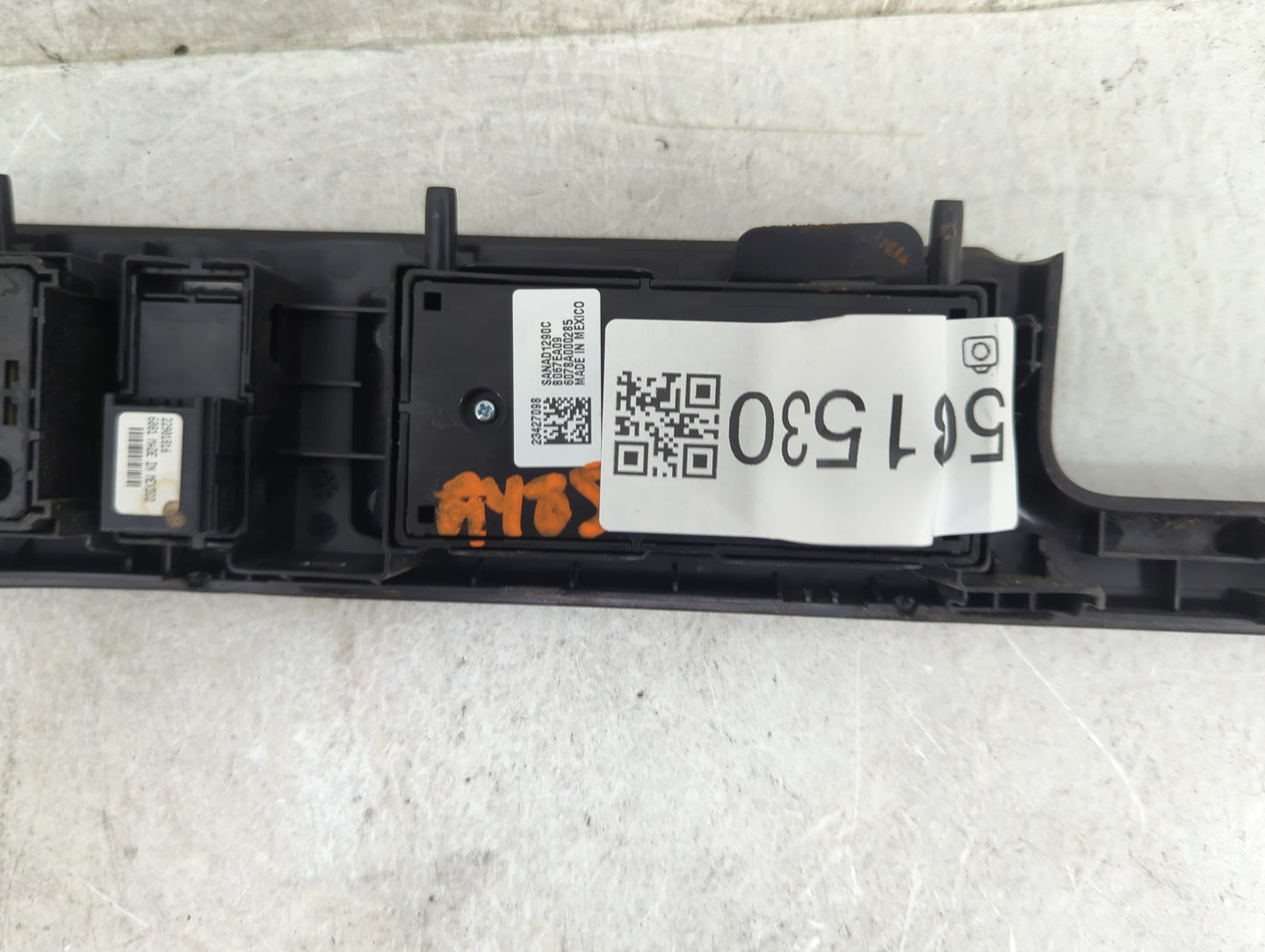2014-2019 Gmc Sierra 1500 Master Power Window Switch Replacement Driver Side Left P/N:S4NA0T230C 23427098 Fits OEM Used Auto