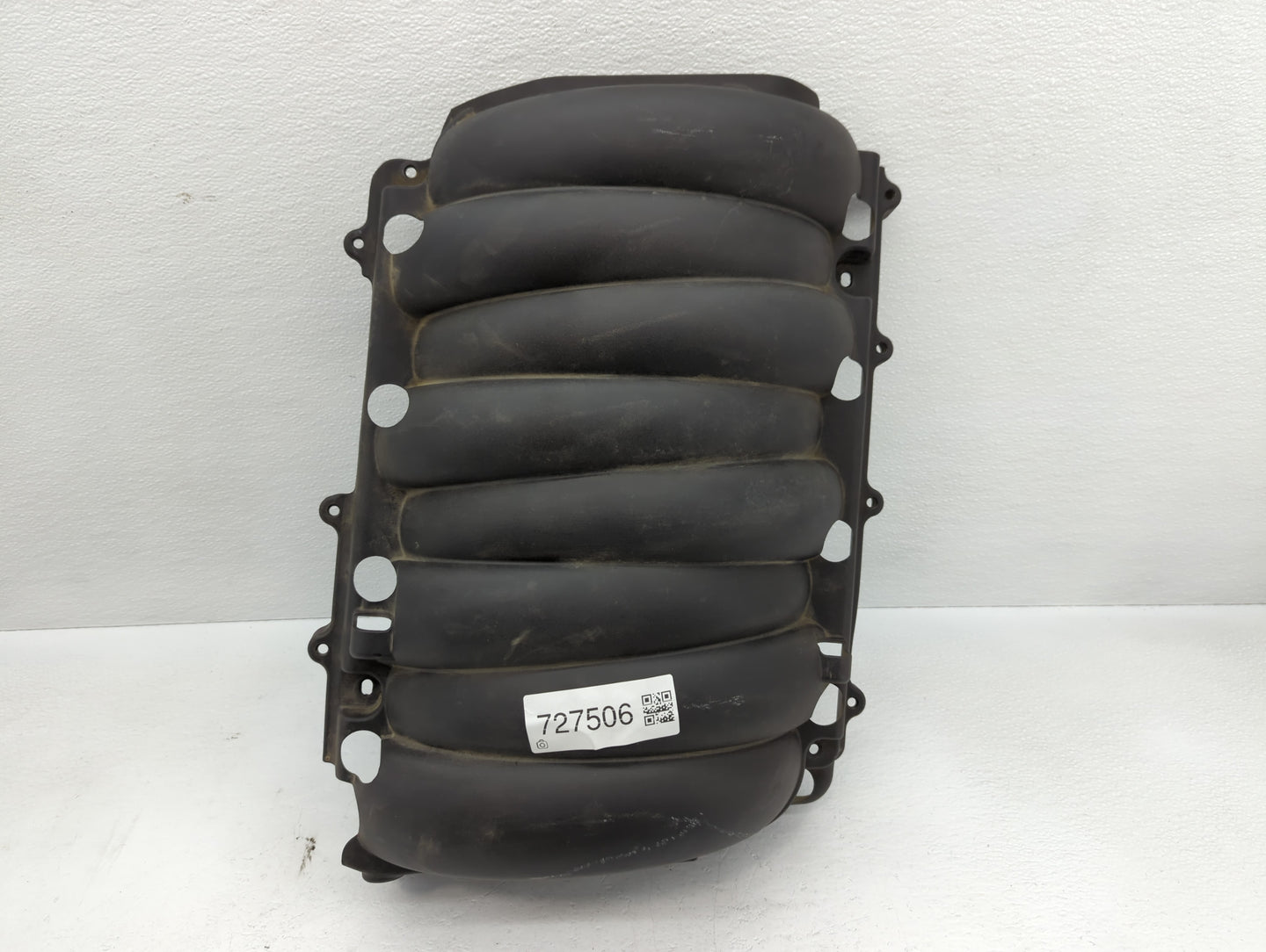2014-2021 Gmc Sierra 1500 Air Intake Manifold P/N:1261 9779 Fits Fits 2014 2015 2016 2017 2018 2019 2020 2021 OEM Used Auto 