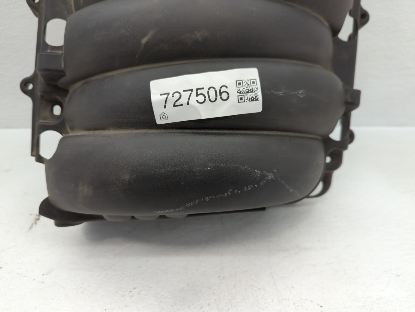 2014-2021 Gmc Sierra 1500 Air Intake Manifold P/N:1261 9779 Fits Fits 2014 2015 2016 2017 2018 2019 2020 2021 OEM Used Auto 