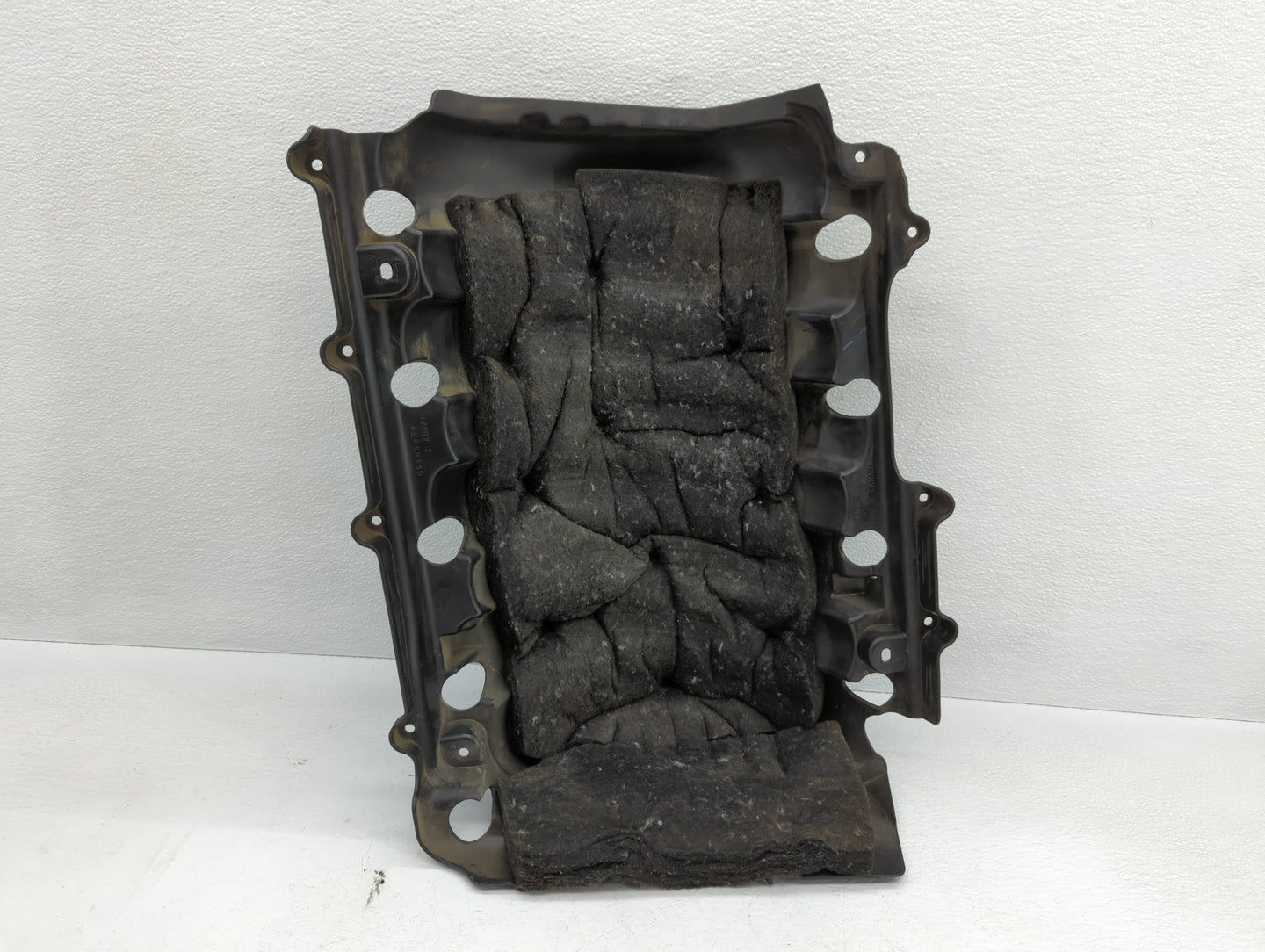 2014-2021 Gmc Sierra 1500 Air Intake Manifold P/N:1261 9779 Fits Fits 2014 2015 2016 2017 2018 2019 2020 2021 OEM Used Auto 