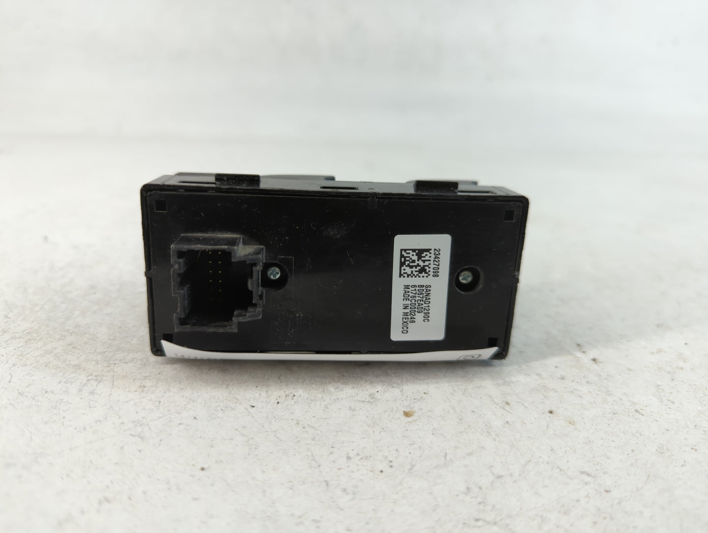 2014-2019 Gmc Sierra 1500 Master Power Window Switch Replacement Driver Side Left P/N:23427098 Fits OEM Used Auto Parts - Oe