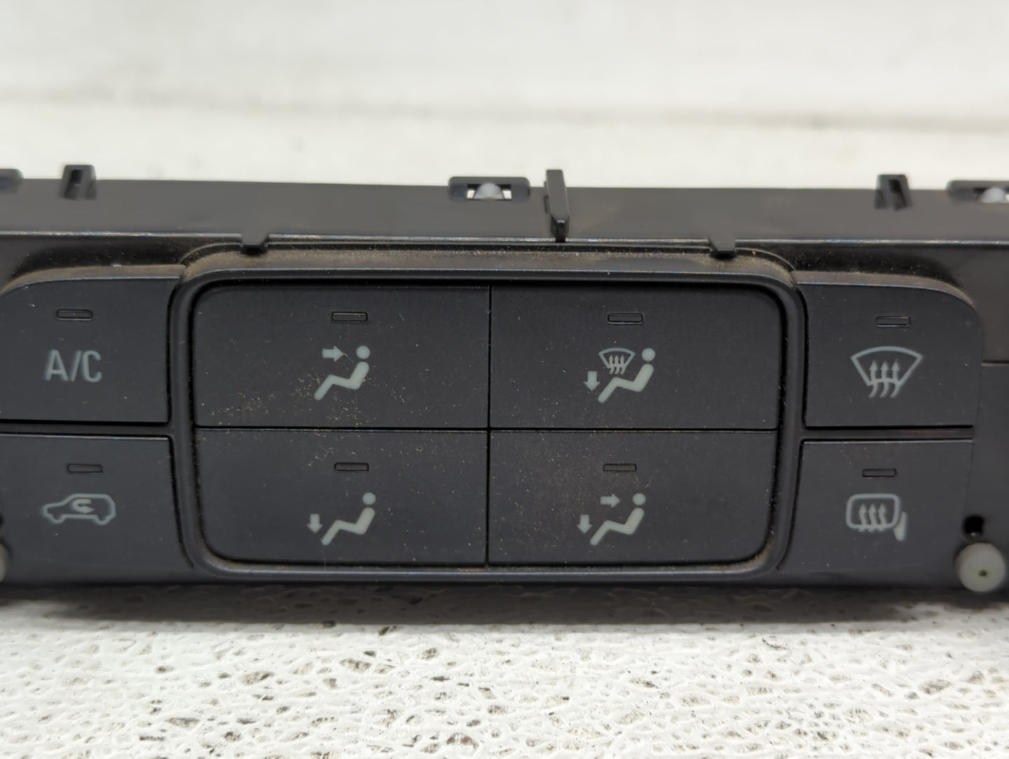 2016 Gmc Sierra 2500 Climate Control Module Temperature AC/Heater Replacement P/N:23486622 Fits Fits 2014 2015 OEM Used Auto
